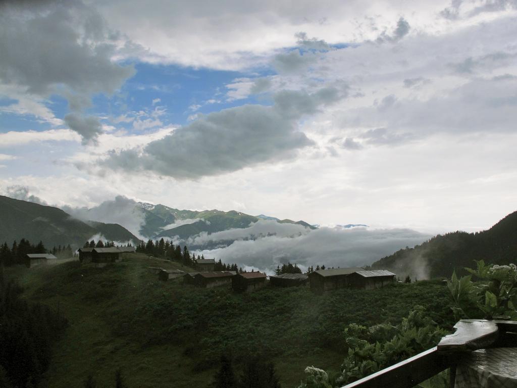 Camlihemsin Tasmektep Hotel Buitenkant foto