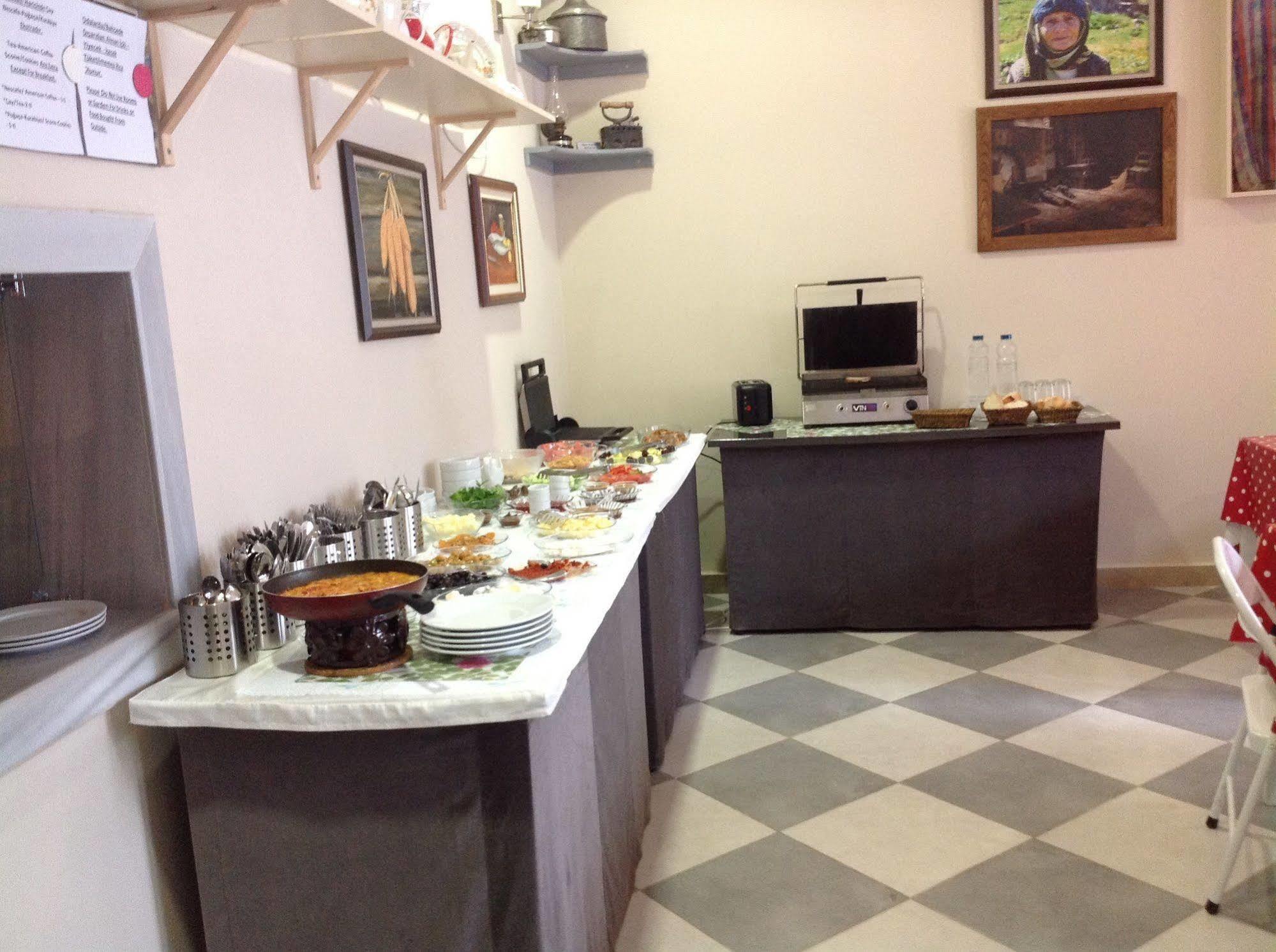 Camlihemsin Tasmektep Hotel Buitenkant foto
